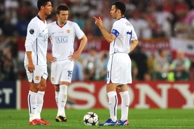 Giggs: "Barca biến chúng tôi thành những tên hề"