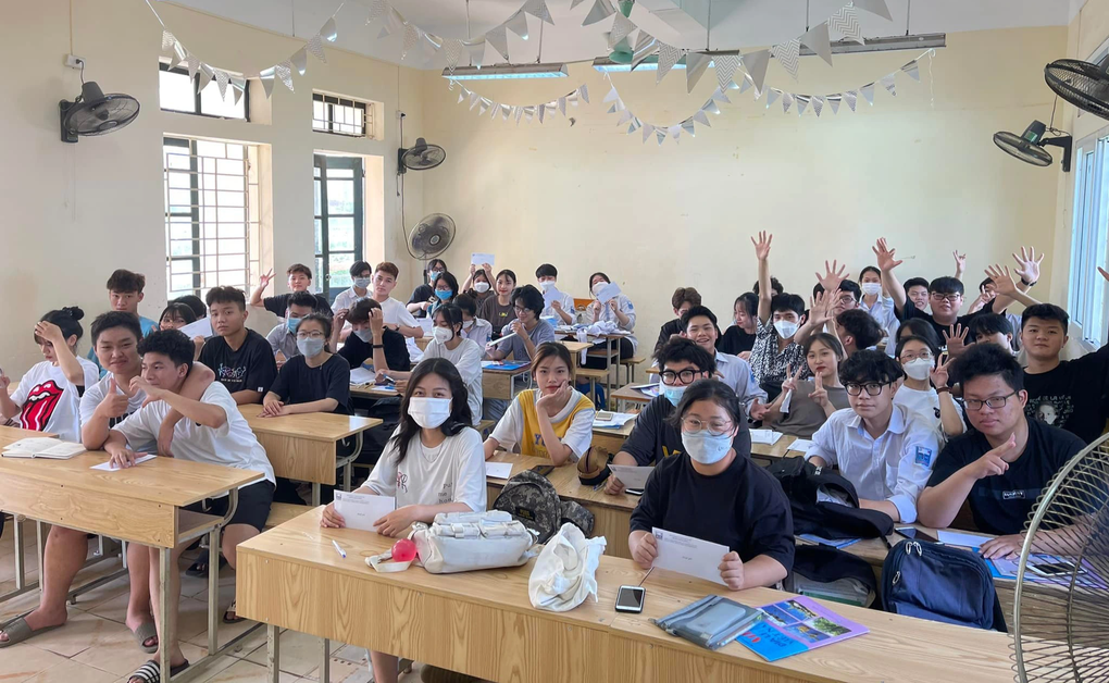 Sĩ tử quyết dành 6 ngày 6 đêm ngủ nướng sau kỳ thi tốt nghiệp THPT - 1 Sĩ tử quyết dành 6 ngày 6 đêm ngủ nướng sau kỳ thi tốt nghiệp THPT - 1