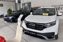 3 mẫu xe gầm cao tiền tỷ đang được giảm giá cả trăm triệu đồng