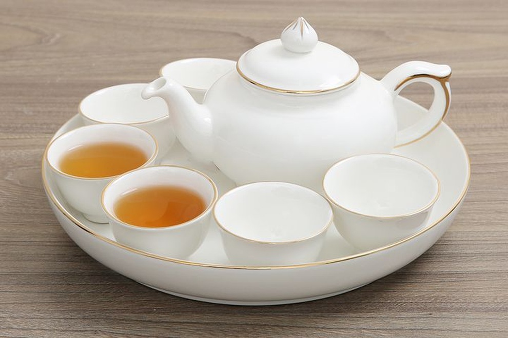 Mẹo nhỏ đánh bay vết ố trên ấm chén uống trà - 1 Mẹo nhỏ đánh bay vết ố trên ấm chén uống trà - 1