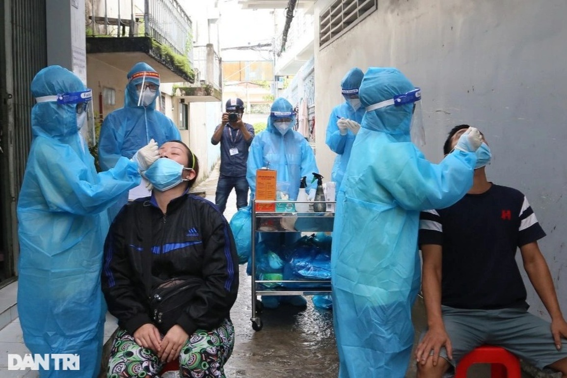 Sáng 17/12, nhiều nơi ca mắc tăng, Hà Nội cấp thuốc kháng virus cho F0 nhẹ - 3 Sáng 17/12, nhiều nơi ca mắc tăng, Hà Nội cấp thuốc kháng virus cho F0 nhẹ - 3