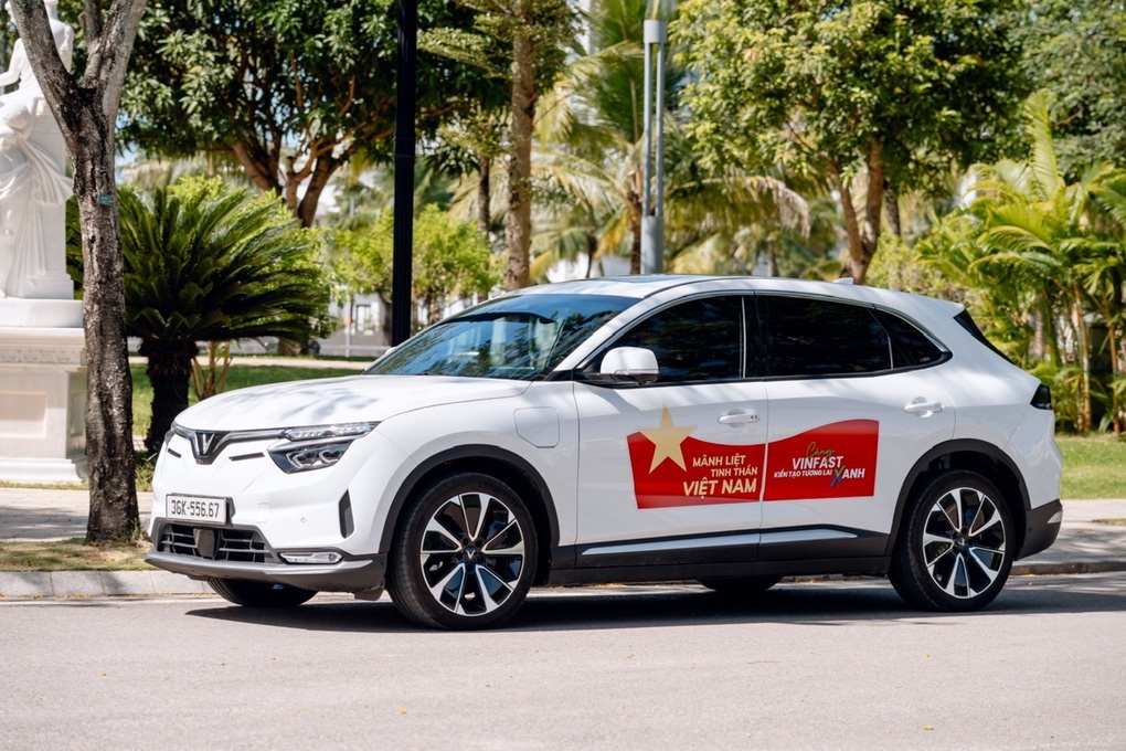 Loạt ưu đãi cho người mua VinFast VF 8 trong tháng 11 - 1 Loạt ưu đãi cho người mua VinFast VF 8 trong tháng 11 - 1