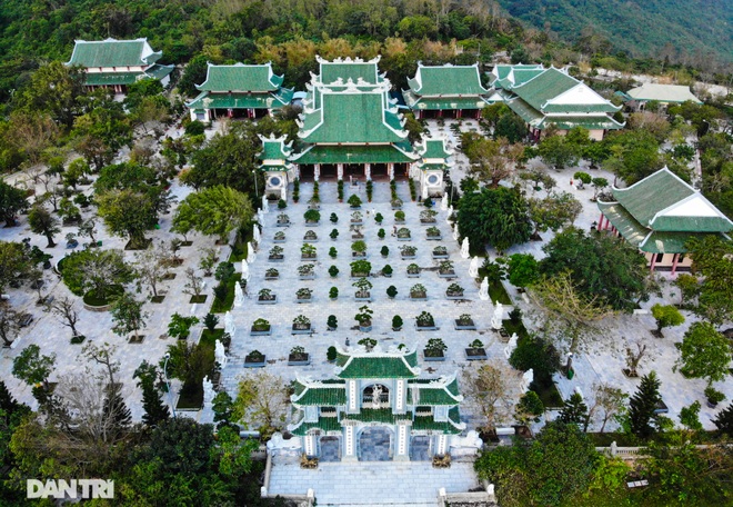 Chiêm ngưỡng ngôi chùa Linh Ứng tuyệt đẹp trên bán đảo Sơn Trà - 4 Chiêm ngưỡng ngôi chùa Linh Ứng tuyệt đẹp trên bán đảo Sơn Trà - 4