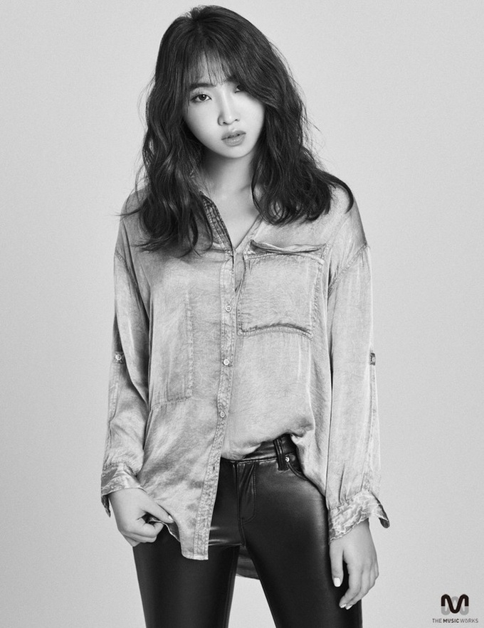 Idol bị công ty bỏ phí tài năng: “Công chúa YG” 1 thời bị thất sủng, thiên tài âm nhạc biết 6 thứ tiếng bị SM ghẻ lạnh 11 năm - Ảnh 20. Idol bị công ty bỏ phí tài năng: “Công chúa YG” 1 thời bị thất sủng, thiên tài âm nhạc biết 6 thứ tiếng bị SM ghẻ lạnh 11 năm - Ảnh 20.