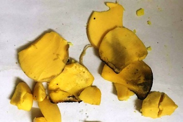 Hoang mang trứng gà đốt cháy, cắt dai như dây chun