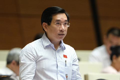 "Vợ chồng cần nói lời yêu thương, tặng quà nhau trong các dịp quan trọng"