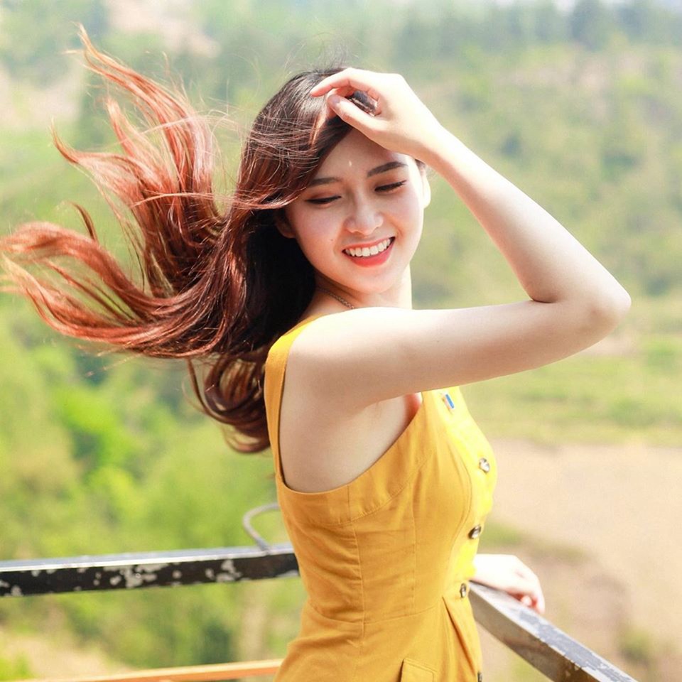 Nữ sinh trường Y đăng ảnh du lịch xinh như công chúa, hút nghìn like - 2 Nữ sinh trường Y đăng ảnh du lịch xinh như công chúa, hút nghìn like - 2