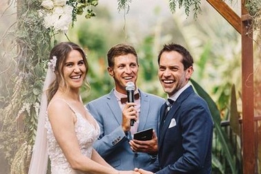 Đừng hứa bên nhau trọn đời?