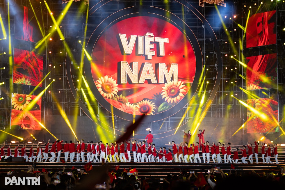 80 năm ngành Văn hóa: Dấu ấn và chiến lược định vị bản sắc trên toàn cầu - 9 80 năm ngành Văn hóa: Dấu ấn và chiến lược định vị bản sắc trên toàn cầu - 9