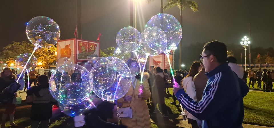 Mãn nhãn với pháo hoa rực rỡ đón chào năm mới - 50 Mãn nhãn với pháo hoa rực rỡ đón chào năm mới - 50
