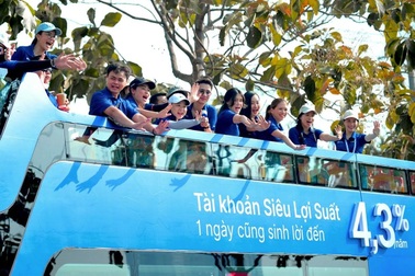 VIB xác lập kỷ lục gần 100.000 tài khoản sinh lời mới trong 24 giờ