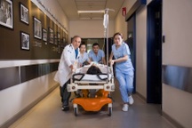 Bác sĩ Trình Văn Hải - người "đứng mũi chịu sào" tại khoa Cấp cứu, Bệnh viện FV