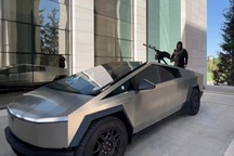 Lãnh đạo Chechnya sẽ gửi xe Tesla của Mỹ tới Ukraine chiến đấu