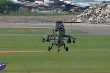 Xem màn trình diễn của trực thăng tấn công EC665 Tiger