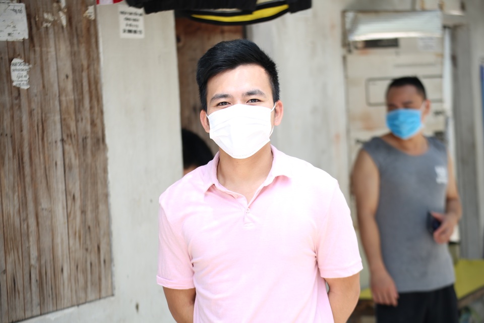 Hà Nội: Công nhân chật vật sống trong nhà trọ giữa những ngày cách ly - 3 Hà Nội: Công nhân chật vật sống trong nhà trọ giữa những ngày cách ly - 3