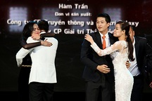 Bầu sô ca nhạc làm “náo loạn” giải Vàng điện ảnh