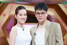 Tiết lộ thú vị về chuyện tình hot girl đình đám và nam ca sĩ V-pop