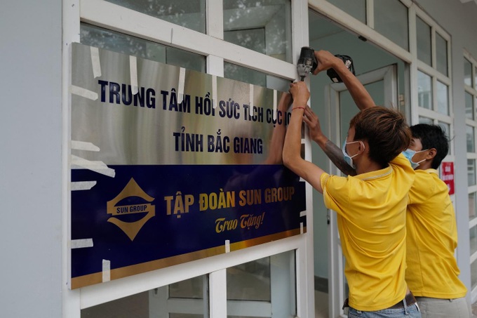 Bên trong Trung tâm Hồi sức tích cực điều trị Covid-19 lớn nhất miền Bắc do Sun Group tài trợ và thi công tại Bắc Giang - Ảnh 7.