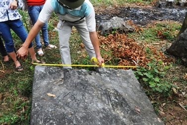 Phát hiện thêm một công trường khai thác đá cổ xây Thành nhà Hồ   