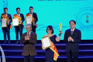 FPT Telecom lập “cú đúp” với 2 Danh hiệu Sao Khuê 2019