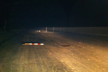 Một kỹ sư tử nạn do đâm vào rào chắn công trình 