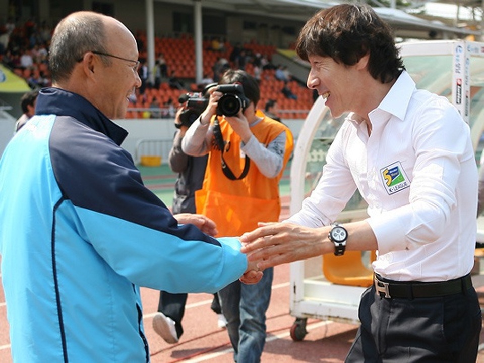 Báo Indonesia: “HLV Park Hang Seo đã đánh bại Shin Tae Yong” - 1 Báo Indonesia: “HLV Park Hang Seo đã đánh bại Shin Tae Yong” - 1