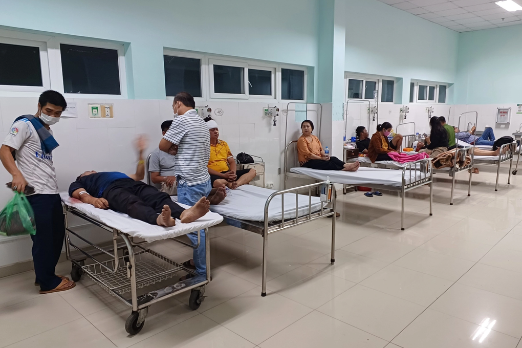 Đoàn cán bộ Cục Quản lý thị trường TPHCM gặp nạn khi đi du lịch Kon Tum - 1 Đoàn cán bộ Cục Quản lý thị trường TPHCM gặp nạn khi đi du lịch Kon Tum - 1
