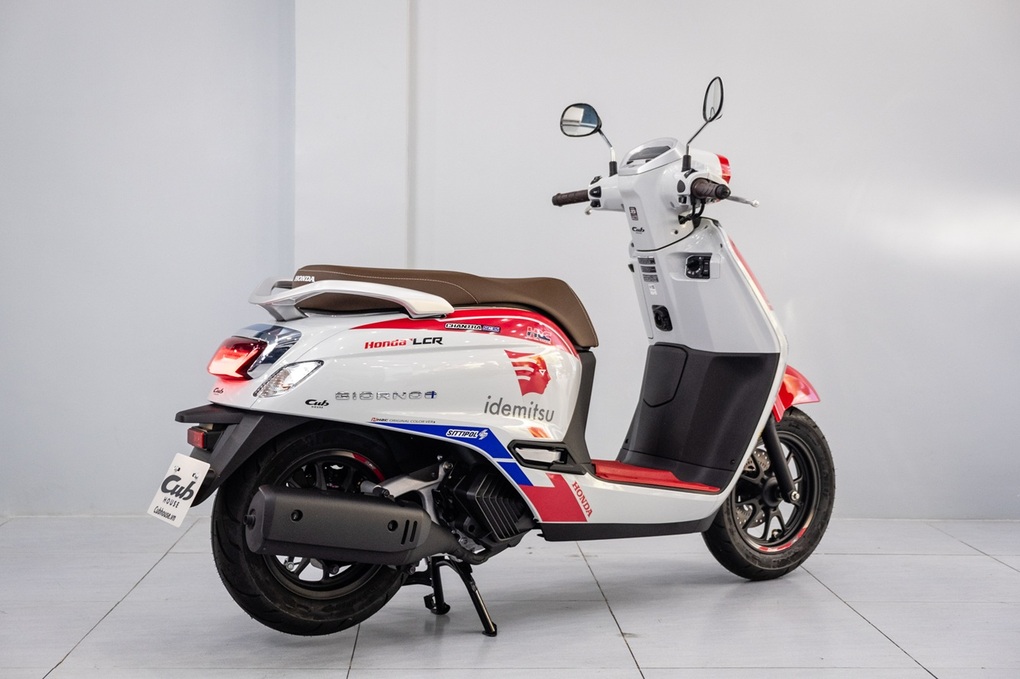 Xe tay ga Honda giới hạn 99 chiếc toàn cầu về Việt Nam, dễ có giá 100 triệu - 2 Xe tay ga Honda giới hạn 99 chiếc toàn cầu về Việt Nam, dễ có giá 100 triệu - 2
