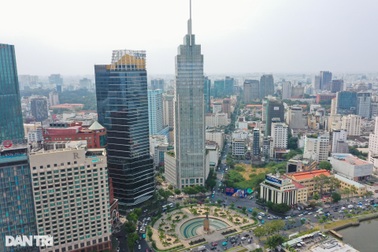 Các bí thư, chủ tịch quận, huyện ở TPHCM cũ về xã, phường sau hợp nhất