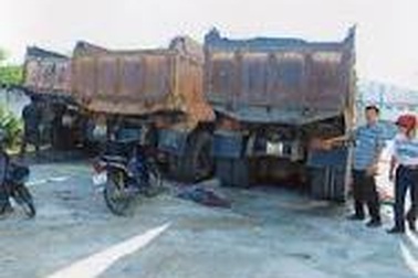 Bài 2: Quyết định xử phạt không thấu tình, đạt lý