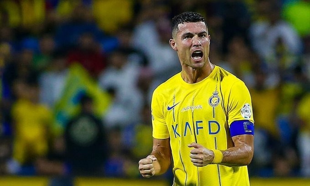Cristiano Ronaldo lập hat-trick giúp Al Nassr thắng đậm 5-0 - 2 Cristiano Ronaldo lập hat-trick giúp Al Nassr thắng đậm 5-0 - 2