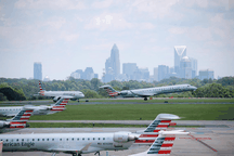 Mỹ phát hiện thi thể người thiệt mạng vì bám càng để "đi chui" máy bay