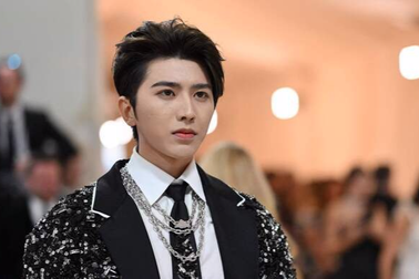 Vừa rục rịch trở lại, Thái Từ Khôn nhận "trái đắng" từ người hâm mộ