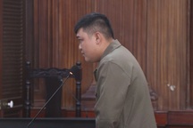 Nhóm nhân viên công ty tài chính ghép ảnh khiêu dâm để đòi nợ