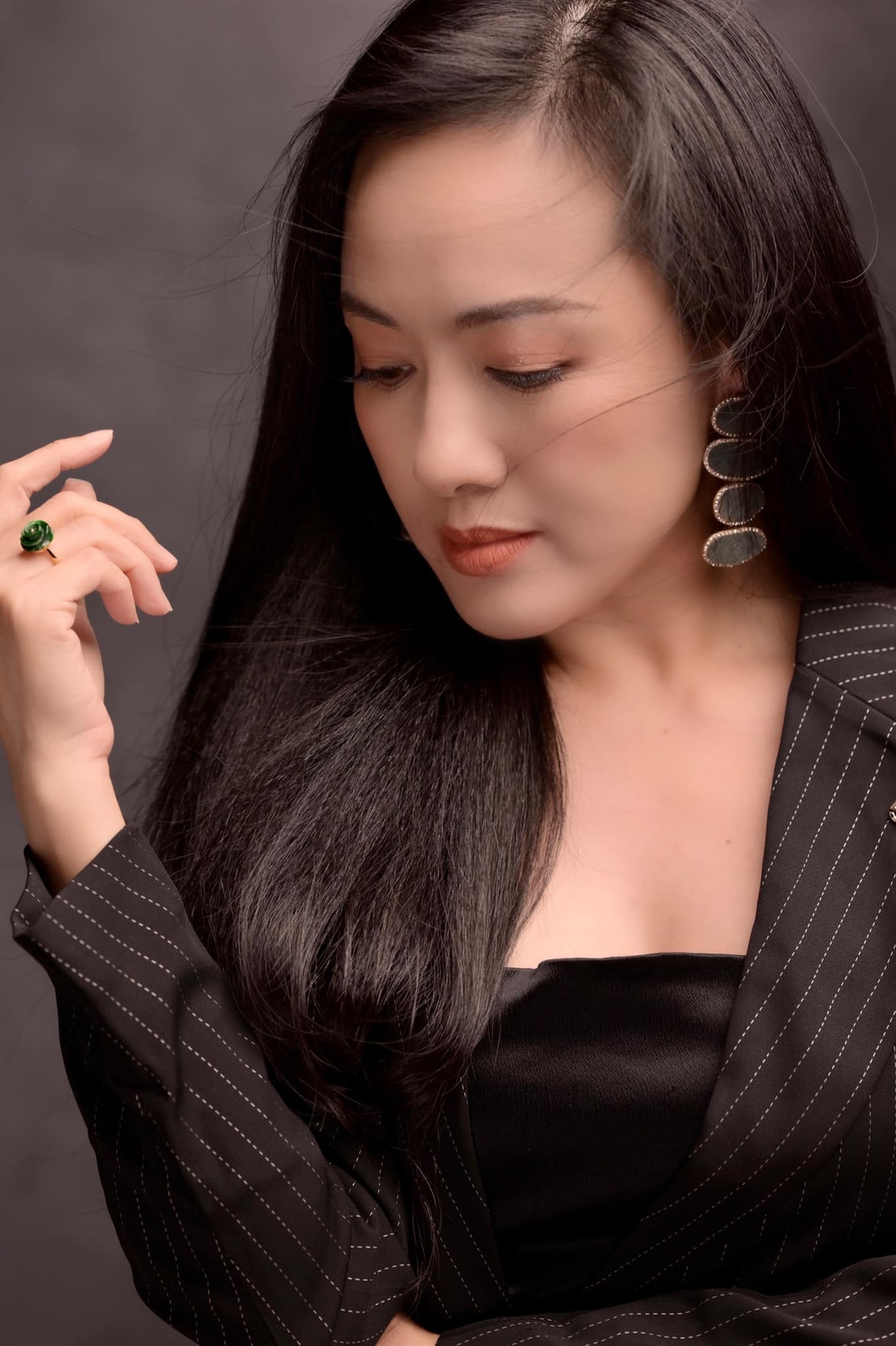 BTV Hoài Anh xúc động kể chuyện mẹ thành F0 và bó hoa rau muống đặc biệt - 1 BTV Hoài Anh xúc động kể chuyện mẹ thành F0 và bó hoa rau muống đặc biệt - 1