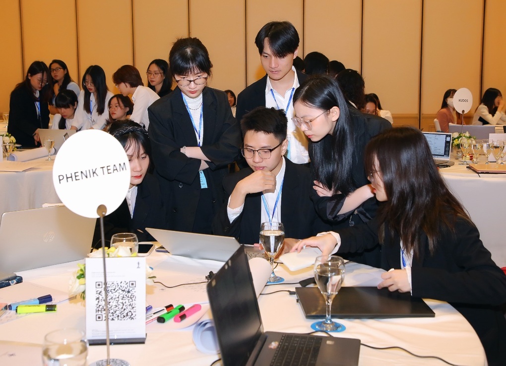 Quán quân cuộc thi ICAEW Vietnam Business Challenge 2023 phía Bắc - 2 Quán quân cuộc thi ICAEW Vietnam Business Challenge 2023 phía Bắc - 2