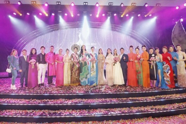 Đại sứ Hoa hậu áo dài Việt Nam Phạm Thu Thủy: Vương miện thuộc về người xứng đáng