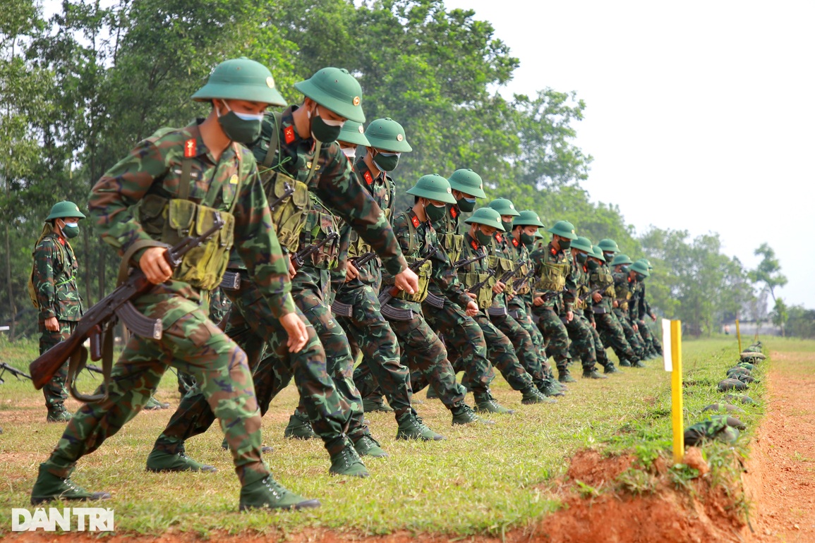 Cận cảnh cuộc sống trong quân ngũ của các tân binh - 5 Cận cảnh cuộc sống trong quân ngũ của các tân binh - 5