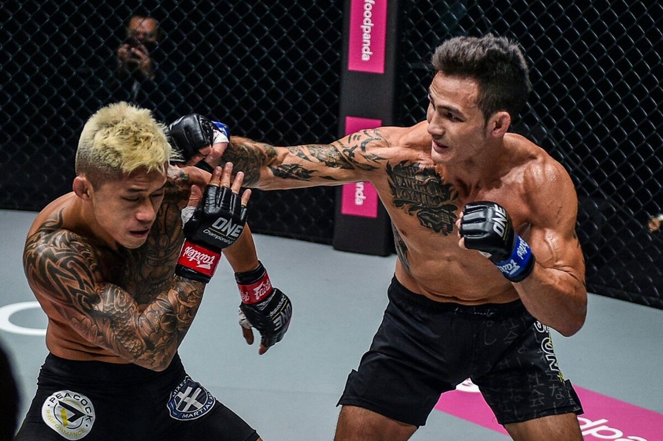 Lộ lý do trận đấu của Martin Nguyễn ở Singapore bị hủy - 2 Lộ lý do trận đấu của Martin Nguyễn ở Singapore bị hủy - 2