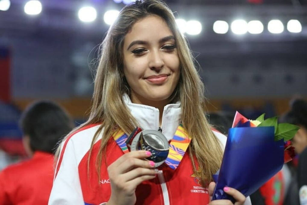 Vẻ đẹp tuyệt trần của hot girl taekwondo Campuchia gây sốt ở SEA Games - 5 Vẻ đẹp tuyệt trần của hot girl taekwondo Campuchia gây sốt ở SEA Games - 5