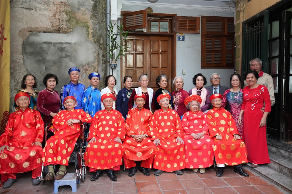 Tết ở gia đình Hà Nội có hơn 300 thành viên - 2 Tết ở gia đình Hà Nội có hơn 300 thành viên - 2