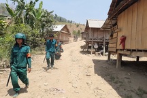 Công an đột kích điểm khai thác vàng lậu "khủng"