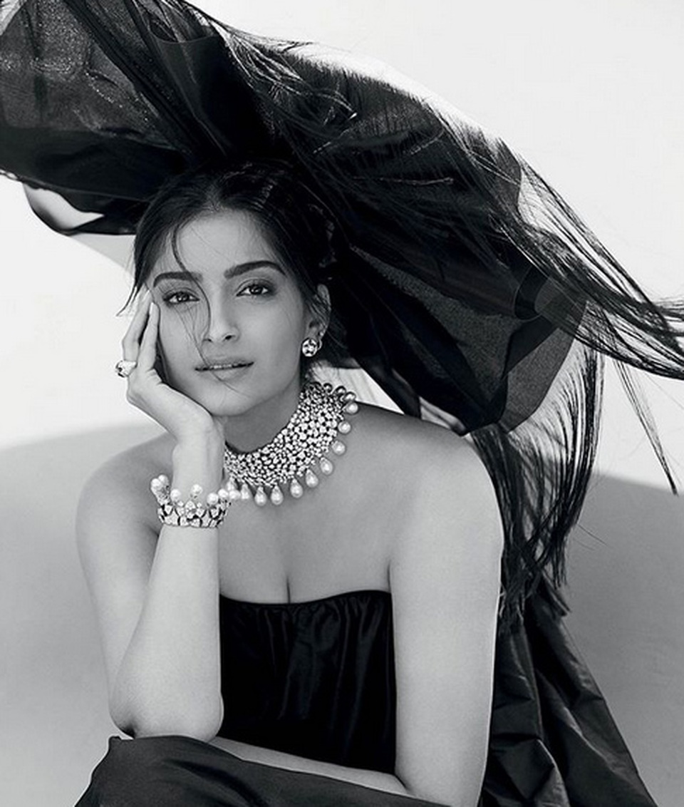 Nhan sắc kiêu sa của minh tinh Ấn Độ Sonam Kapoor - 6 Nhan sắc kiêu sa của minh tinh Ấn Độ Sonam Kapoor - 6