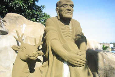 Vườn tượng đẹp mê hồn dưới chân Ngũ Hành Sơn