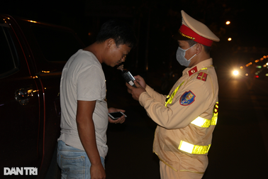 Giám đốc Sở lái xe vi phạm nồng độ cồn khai là lao động tự do