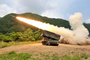 Mỹ sẽ cấp hệ thống rocket phóng loạt cho Phần Lan