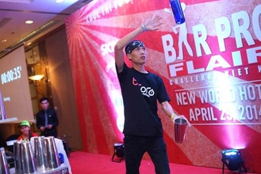 “Làm xiếc” cùng thức uống