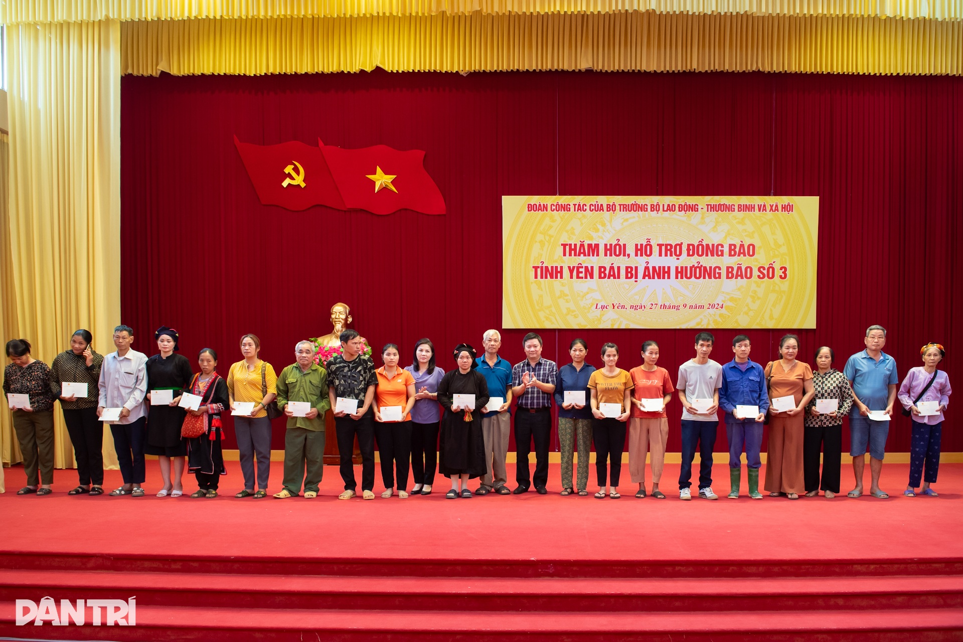 Không thể yên tâm khi người dân chưa có nơi ở, chưa có nhà để sống - 19 Không thể yên tâm khi người dân chưa có nơi ở, chưa có nhà để sống - 19