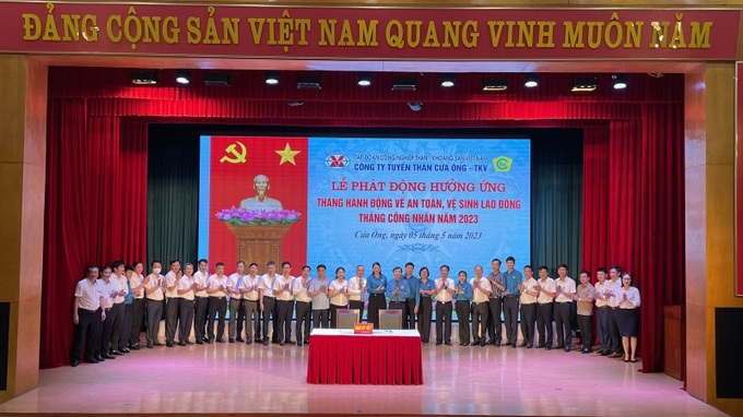 Công ty Tuyển than Cửa Ông phát động hưởng ứng “Tháng hành động về ATVSLĐ - Tháng Công nhân” năm 2023