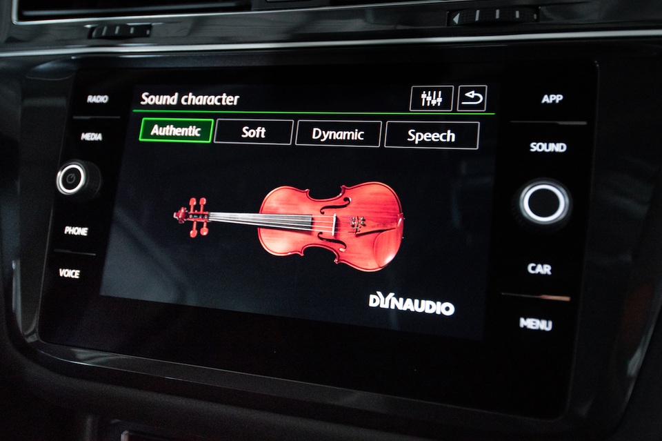 Volkswagen Việt Nam ra mắt phiên bản Tiguan 2021 với nhiều nâng cấp đáng giá - 4